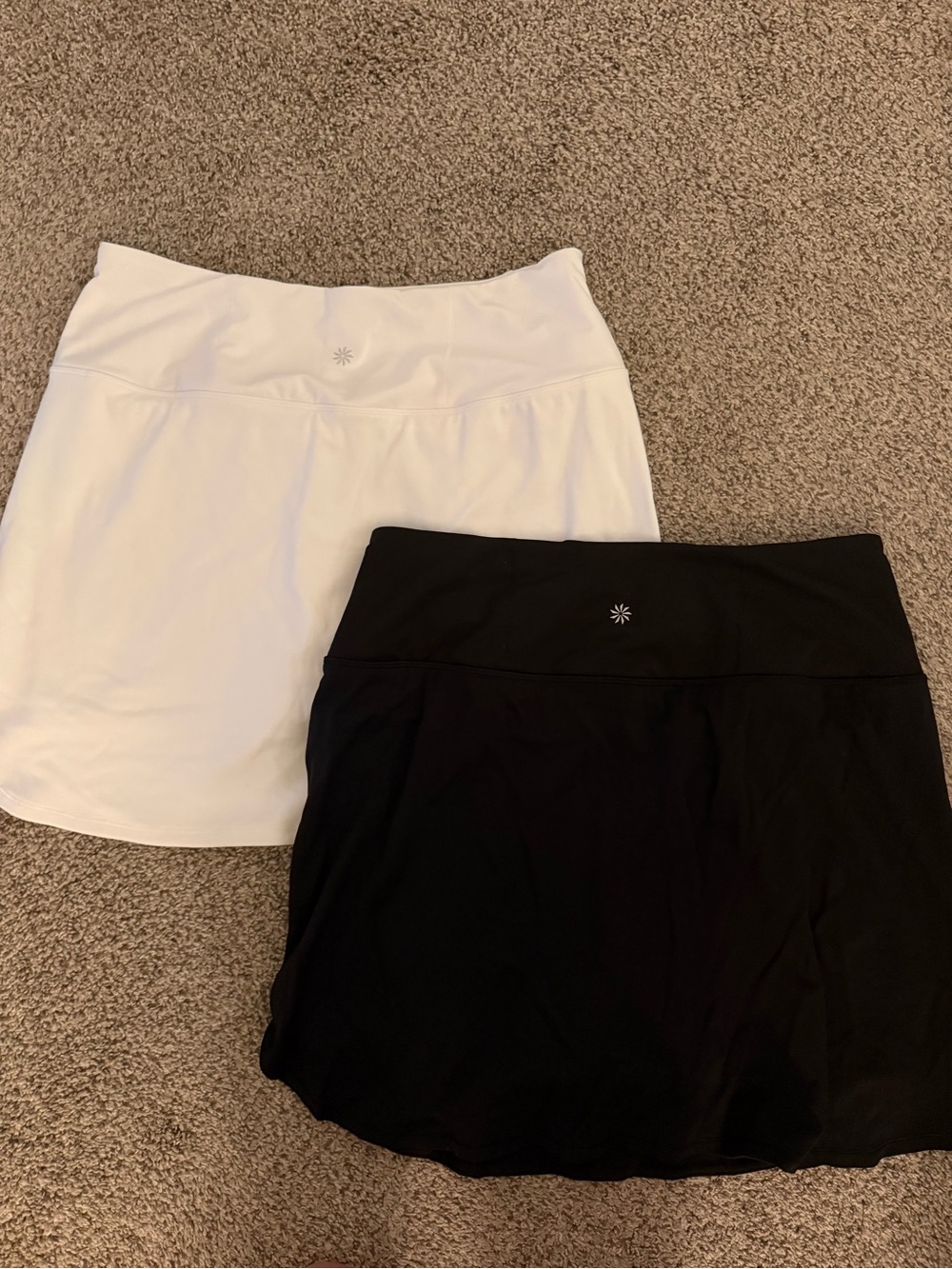 Athleta Fairway Golf Skort 16” - White and Black Bundle